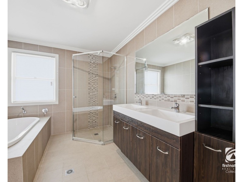 299 Mount Annan Drive, Mount Annan NSW 2567