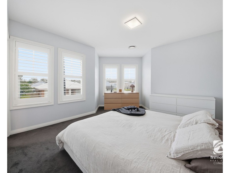 15 Garnsey Way, Oran Park NSW 2570