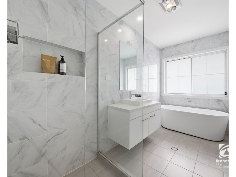 15 Garnsey Way, Oran Park NSW 2570