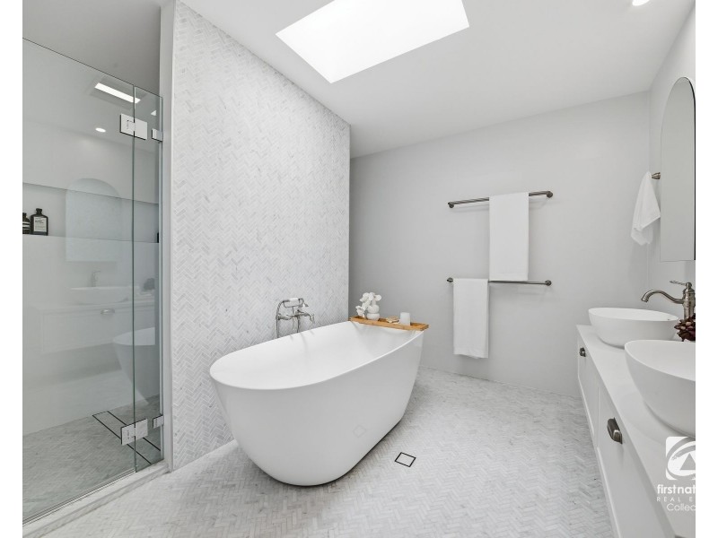 4 Abercrombie Place, Harrington Park NSW 2567