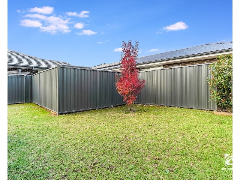 9b Howard Loop, Oran Park NSW 2570