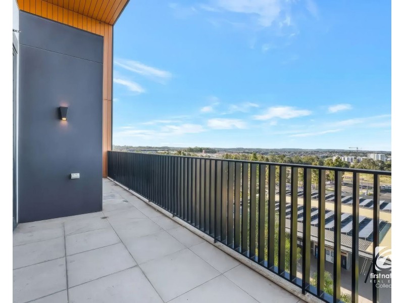 710/4 Henderson Road, Edmondson Park NSW 2174
