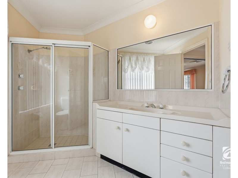 5 Alligator Place, Kearns NSW 2558