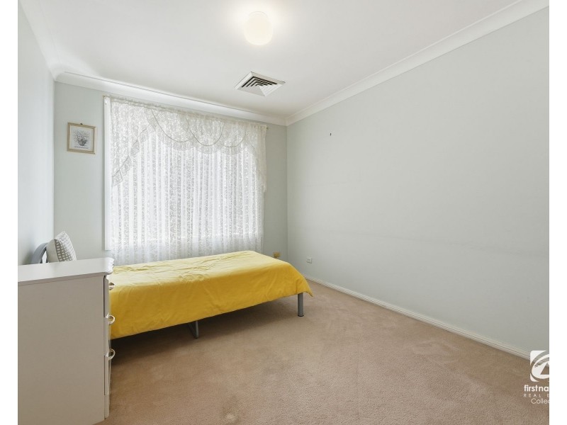 5 Alligator Place, Kearns NSW 2558