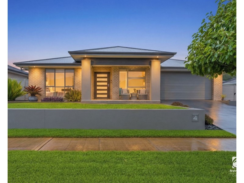 4 Whitten Parade, Harrington Park NSW 2567