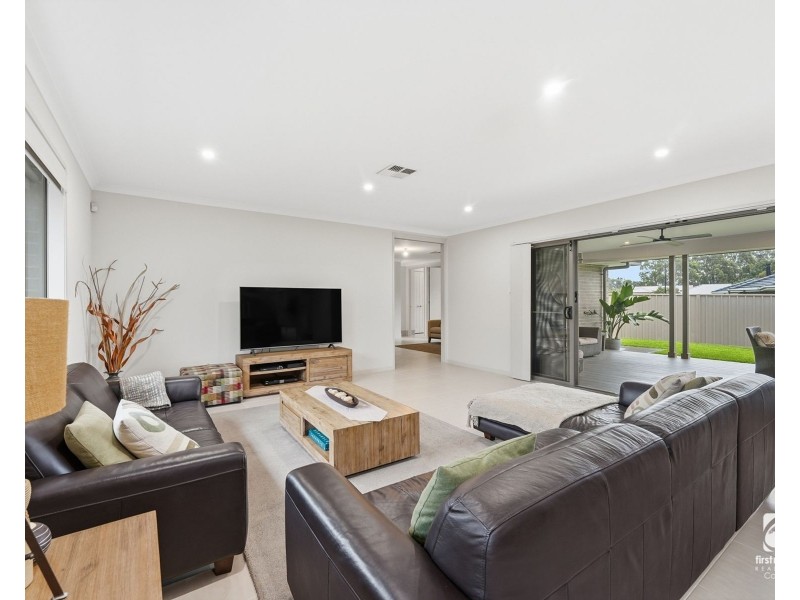 4 Whitten Parade, Harrington Park NSW 2567