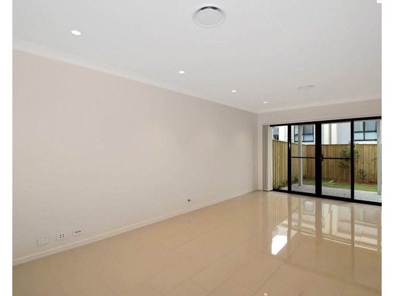 24 Annanvale Circuit, Mount Annan NSW 2567