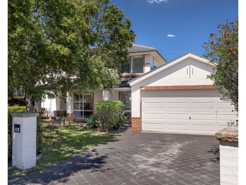 8 Royal George Drive, Harrington Park NSW 2567