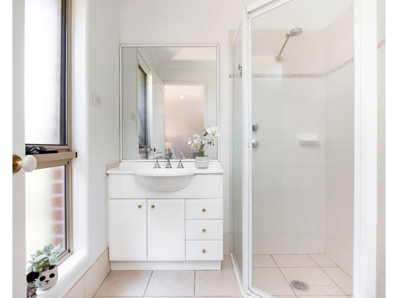 8 Royal George Drive, Harrington Park NSW 2567