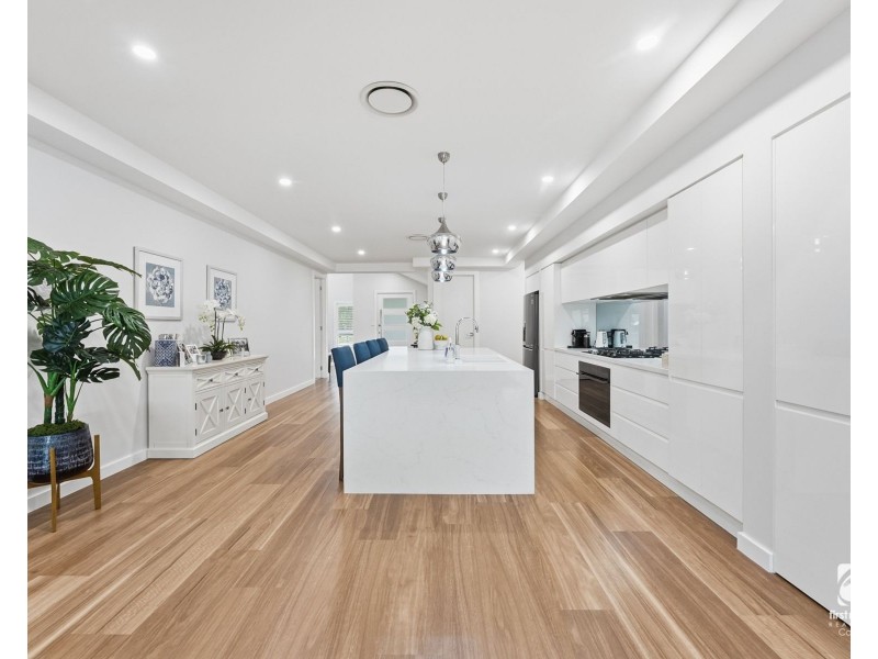 8 Sorell Way, Harrington Park NSW 2567