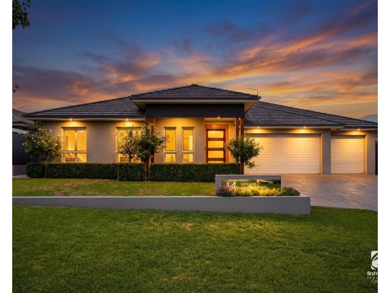 14 Jenolan Circuit, Harrington Park NSW 2567