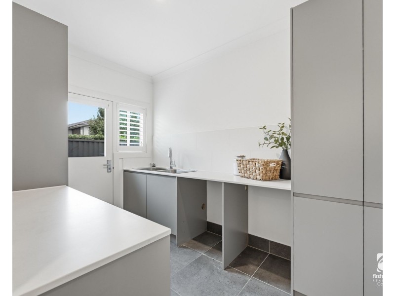 14 Jenolan Circuit, Harrington Park NSW 2567