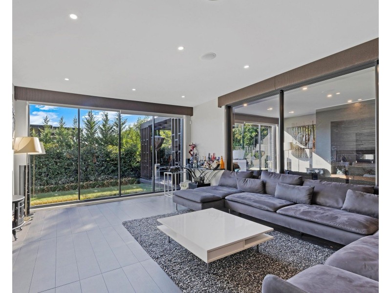 27 Hartigan Avenue, Kellyville NSW 2155