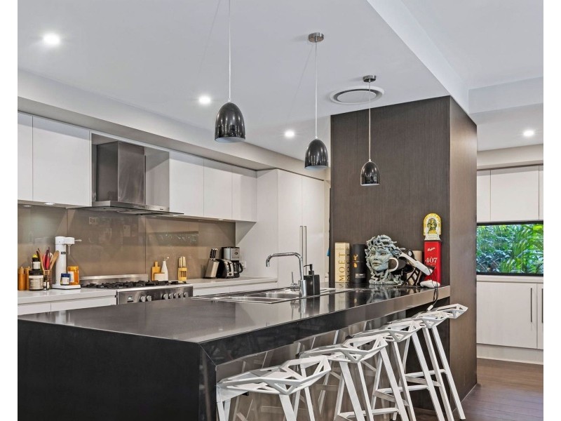 27 Hartigan Avenue, Kellyville NSW 2155