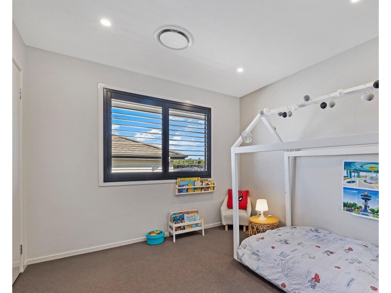 27 Hartigan Avenue, Kellyville NSW 2155