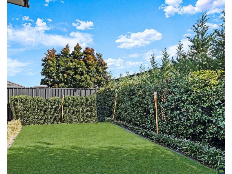 27 Hartigan Avenue, Kellyville NSW 2155