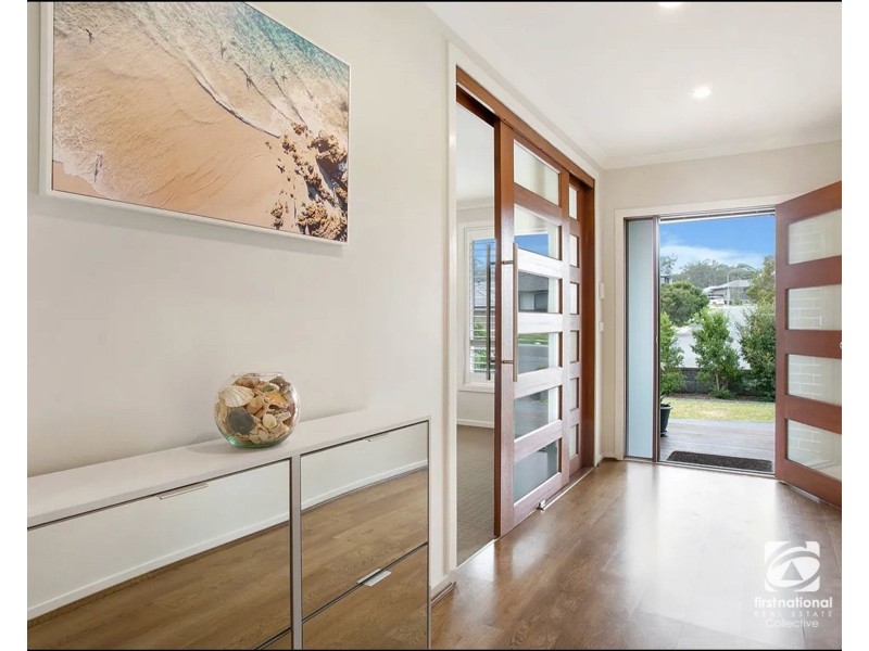 27 Furlong Drive, Currans Hill NSW 2567