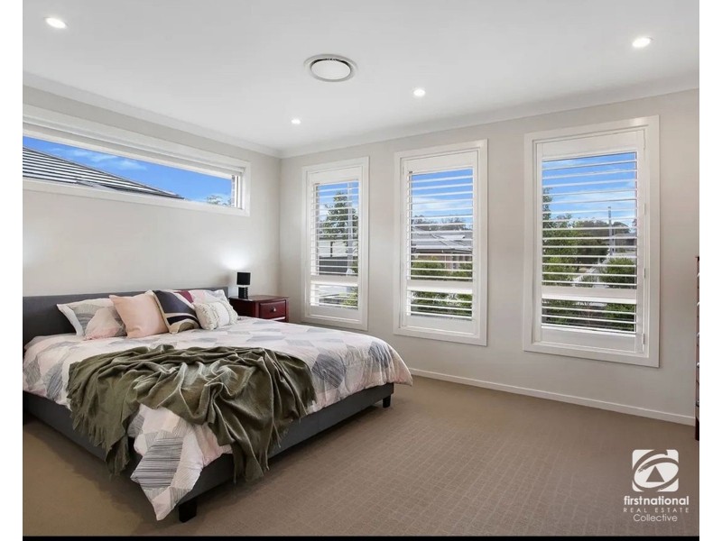 27 Furlong Drive, Currans Hill NSW 2567