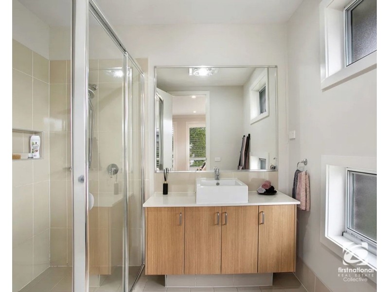 27 Furlong Drive, Currans Hill NSW 2567