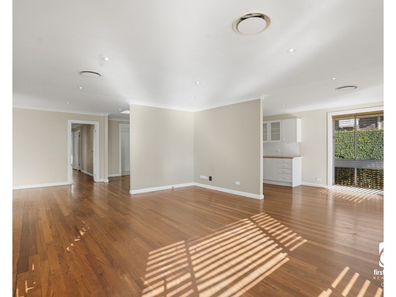 17 Griffiths Avenue, Camden South NSW 2570
