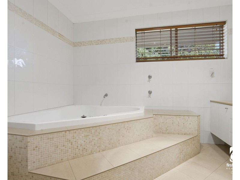 17 Griffiths Avenue, Camden South NSW 2570