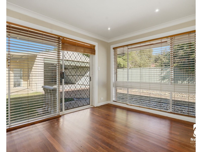17 Griffiths Avenue, Camden South NSW 2570