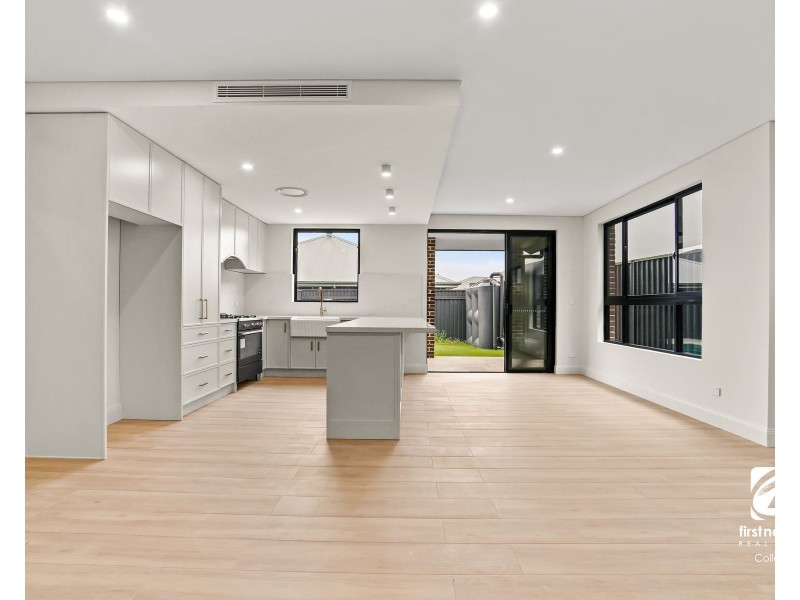 76A Firewheel Circuit, Gregory Hills NSW 2557