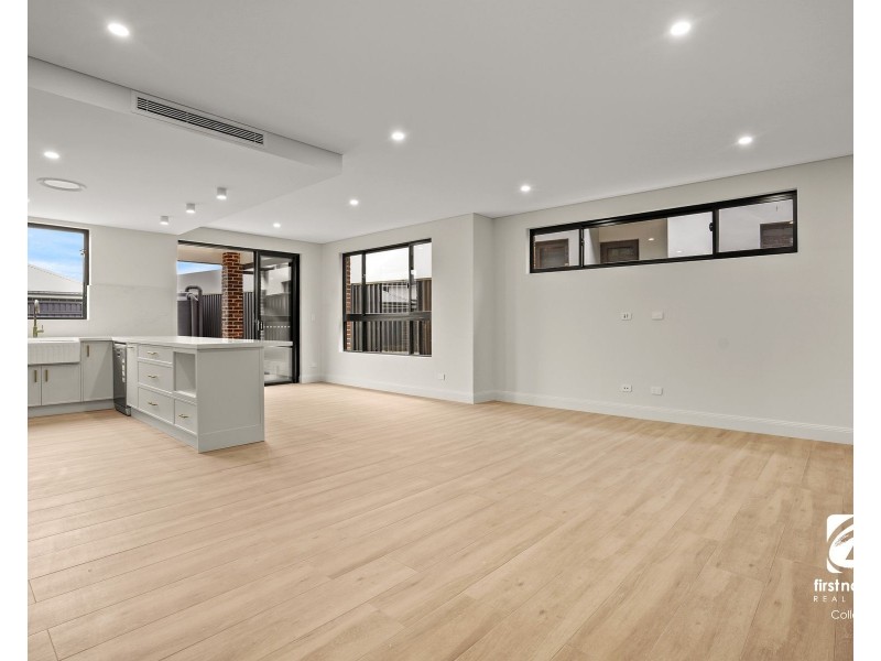 76A Firewheel Circuit, Gregory Hills NSW 2557