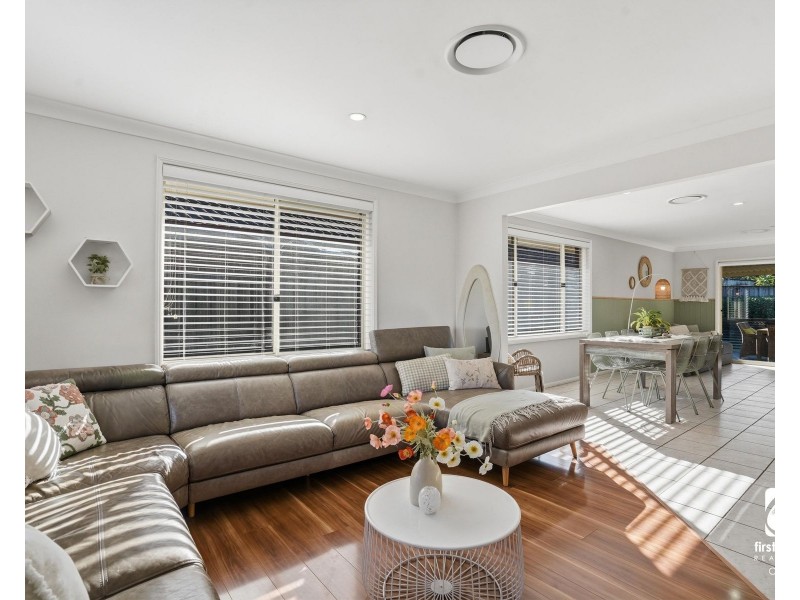 9 Moreton Bay Avenue, Spring Farm NSW 2570