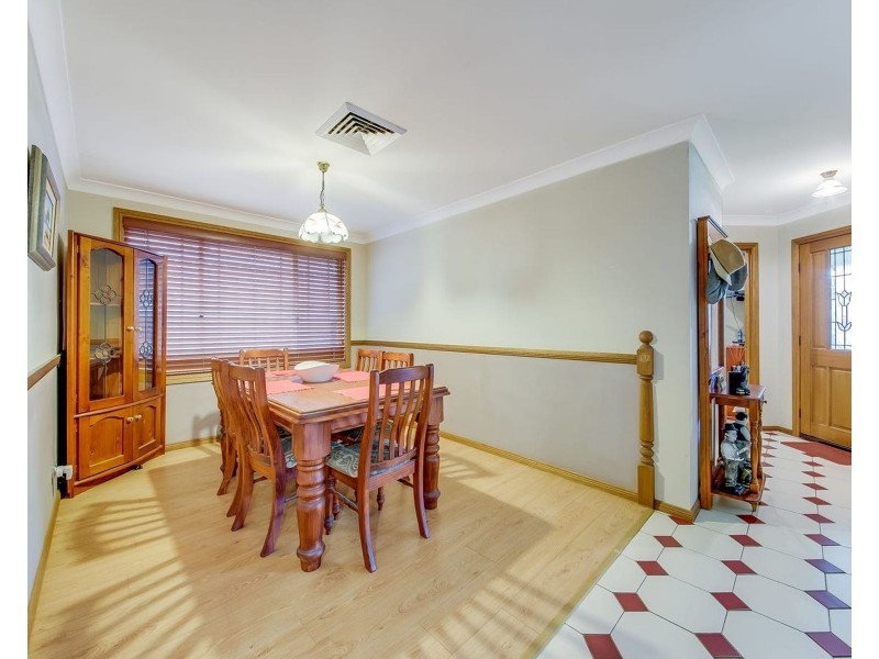 10 Scarborough Close, Narellan NSW 2567