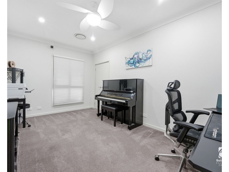 40 Cameron Circuit, Harrington Park NSW 2567