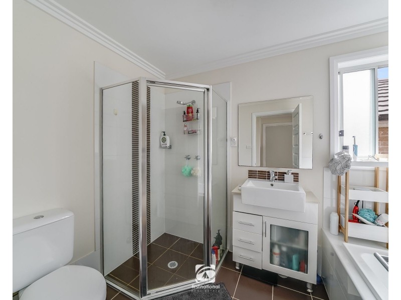 1/37  Santana road, Campbelltown NSW 2560