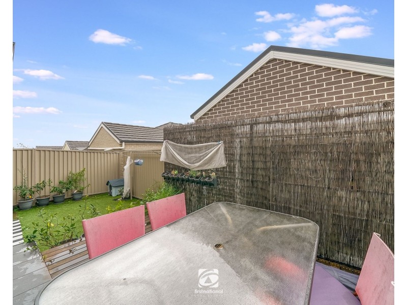 1/37  Santana road, Campbelltown NSW 2560