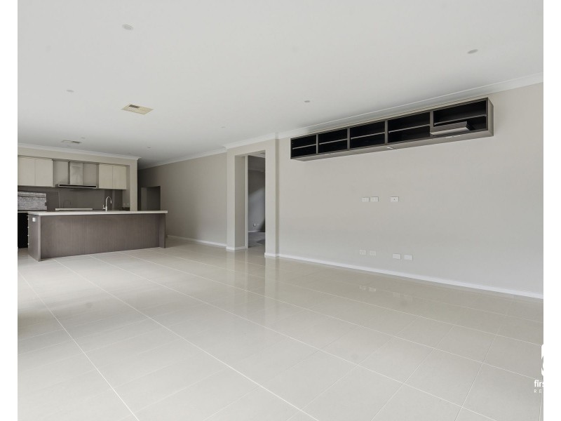40 Corven Avenue, Elderslie NSW 2570