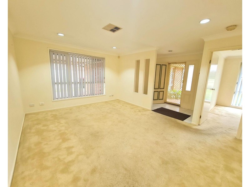32 Watson Road, Mount Annan NSW 2567