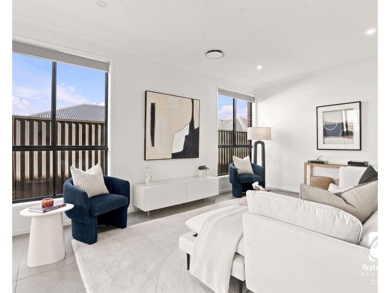 4 Burton Road, Gregory Hills NSW 2557