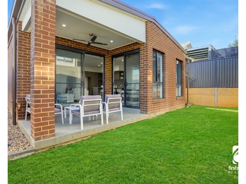 4 Burton Road, Gregory Hills NSW 2557