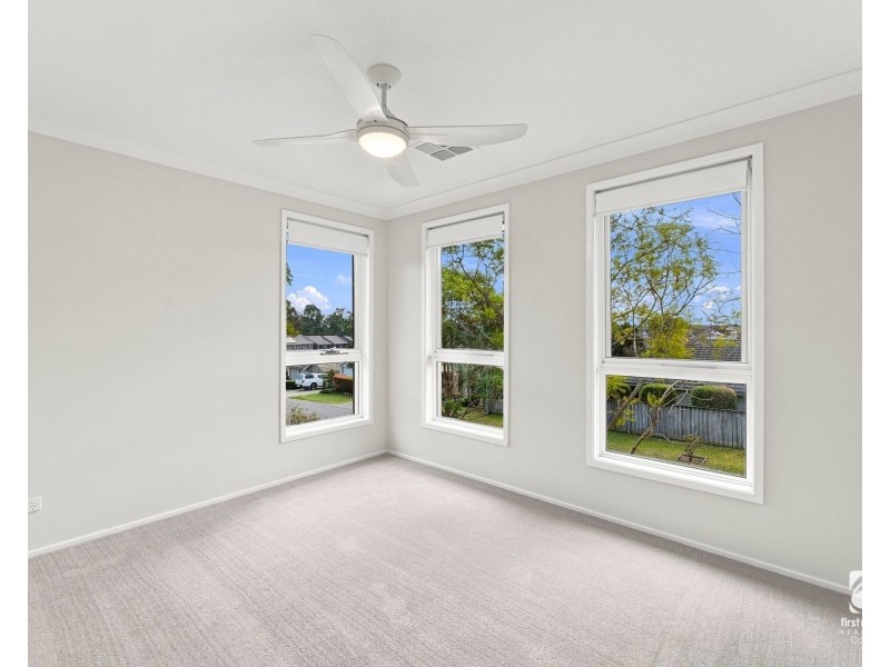 1 Gilbert Street, Elderslie NSW 2570