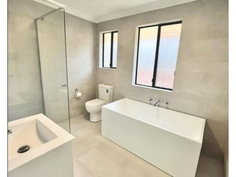 5 Waterworth Drive, Narellan Vale NSW 2567