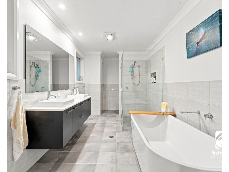 21 Entwistle Crescent, Harrington Park NSW 2567