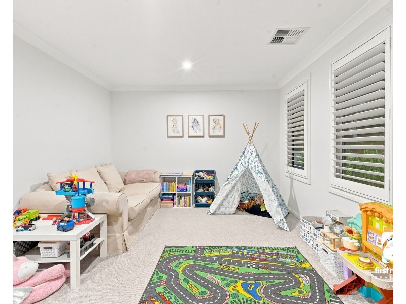 21 Entwistle Crescent, Harrington Park NSW 2567