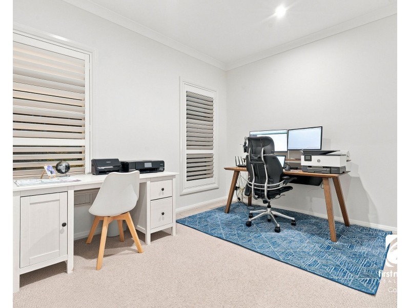 21 Entwistle Crescent, Harrington Park NSW 2567
