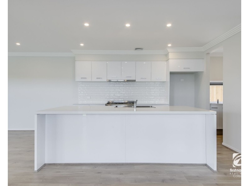 40 Doomben Street, Menangle Park NSW 2563