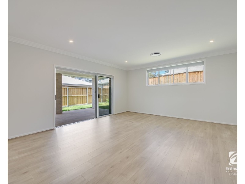 40 Doomben Street, Menangle Park NSW 2563
