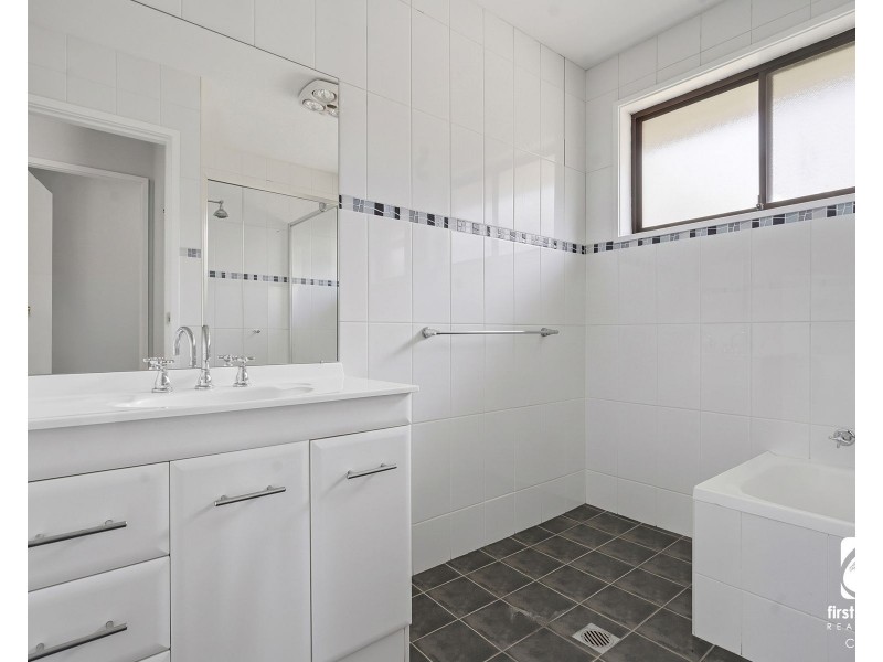 21 Lawson Avenue, Camden South NSW 2570