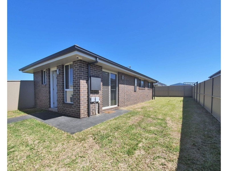 95 Spring Farm Drive, Spring Farm NSW 2570