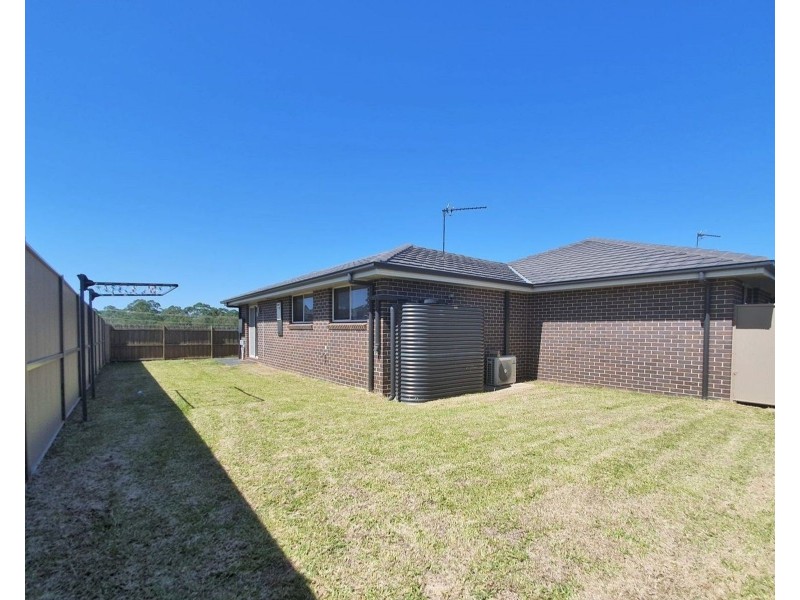 95 Spring Farm Drive, Spring Farm NSW 2570