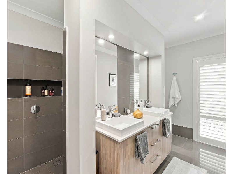 13 Longarm Place (Grove Estate), Harrington Park NSW 2567