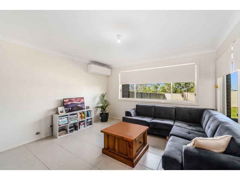 9 & 9a Sandridge Street, Thornton NSW 2322
