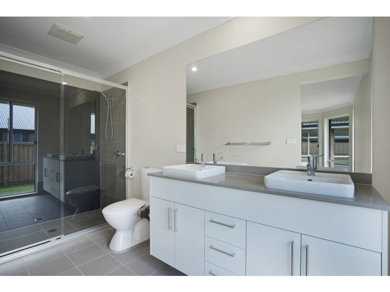 52 Dragonfly Drive, Chisholm NSW 2322
